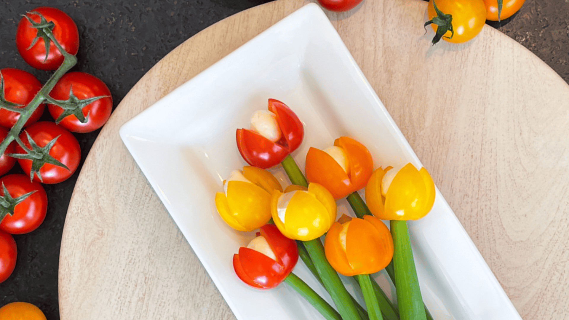 Tulipes Caprese aux tomates Tomatrio et bocconcini